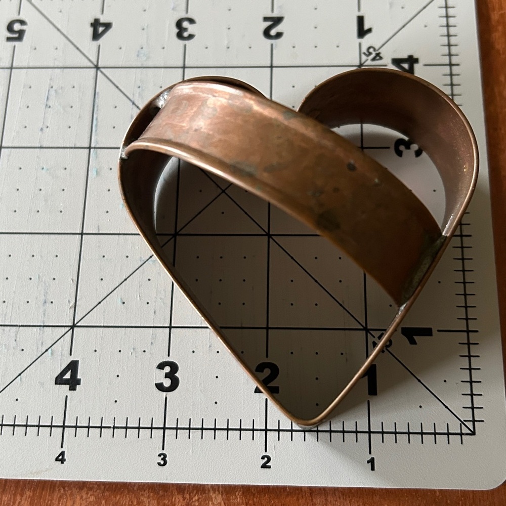 Rustic Heart-Shaped Metal Cookie Cutter - Picture 6 of 8